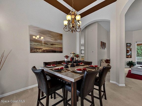 5th image of 4459 Chastain Dr
