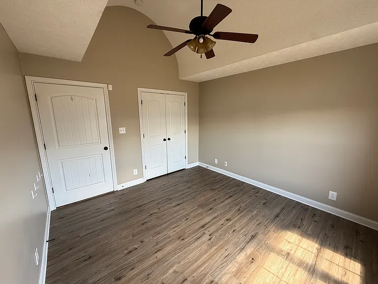 324 Abeline Dr — Photo 15