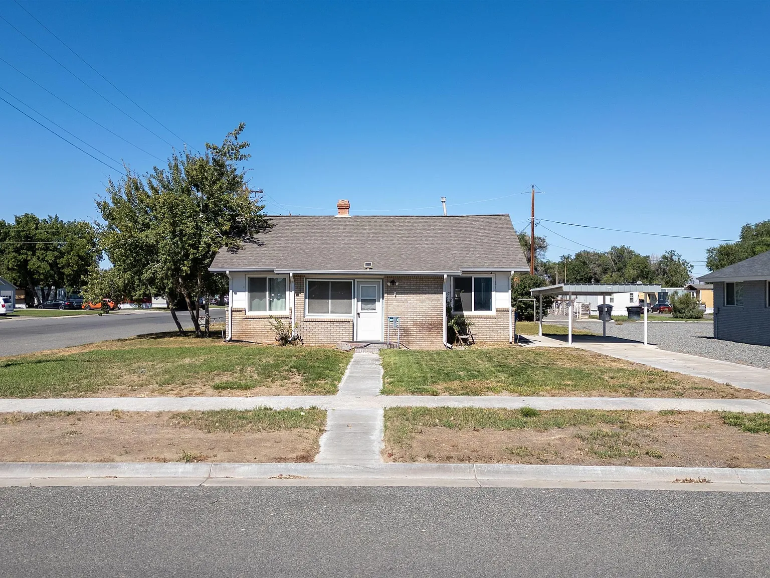 2 bed, 1.0 bath, 1012 sqft, $1,175 — Photo 1