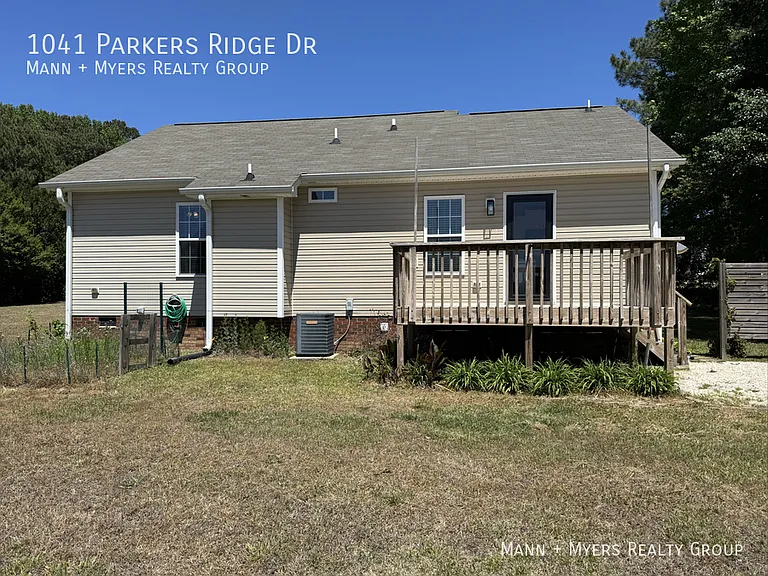 1041 Parkers Ridge Dr — Photo 31