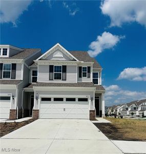 975-5 Memory Ln, Aurora, OH, 44202
