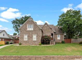 9625 W Lake Cir, Sherwood, AR 72120