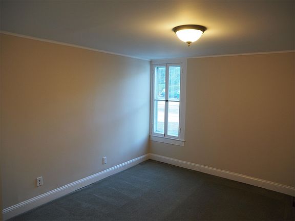 3rd image of 934 North Ave APT 4