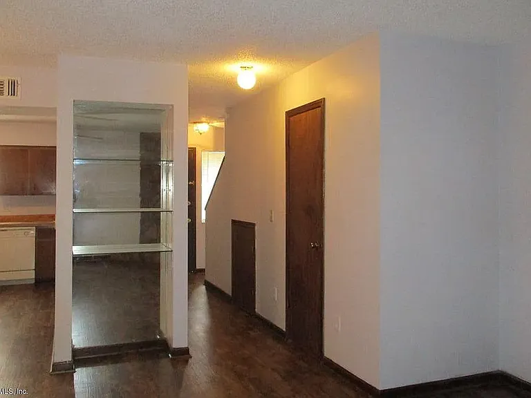 2128 Dunes Way Dr W — Photo 12
