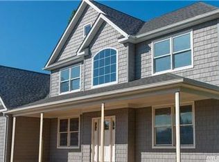 1715 McCann Ln, Greenport, NY 11944