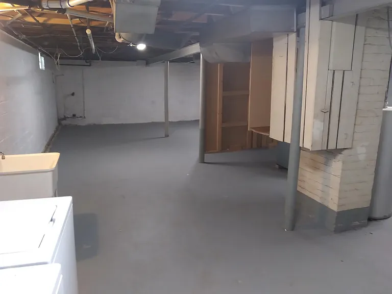 4401 Walker Ave — Photo 23