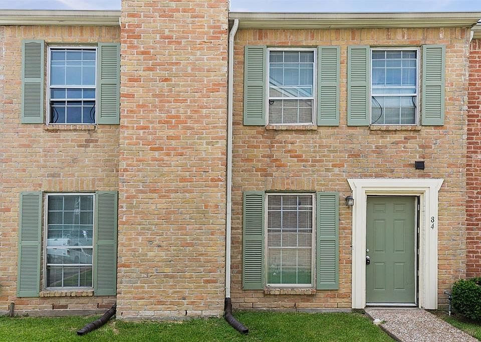 1st image of 84 W Park West Dr