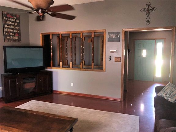 Living w/ high ceilings