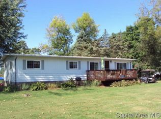 1704 14th Ave, Viola, IL 61486