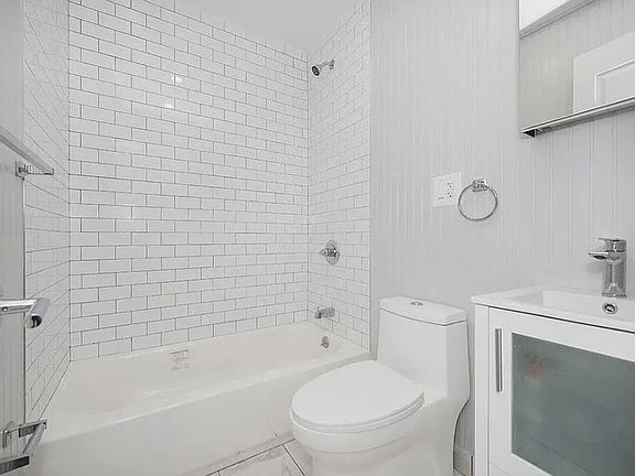 5th image of 206 W 80th St APT 3FW