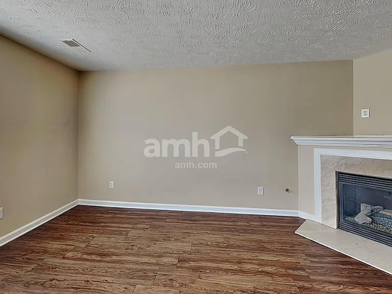 377 Stewart Springs Dr — Photo 9