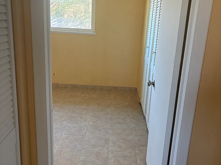 4417 W Bonanza Rd — Photo 19