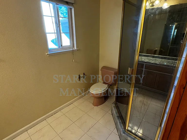 2625 Grizzly Hollow Way — Photo 12