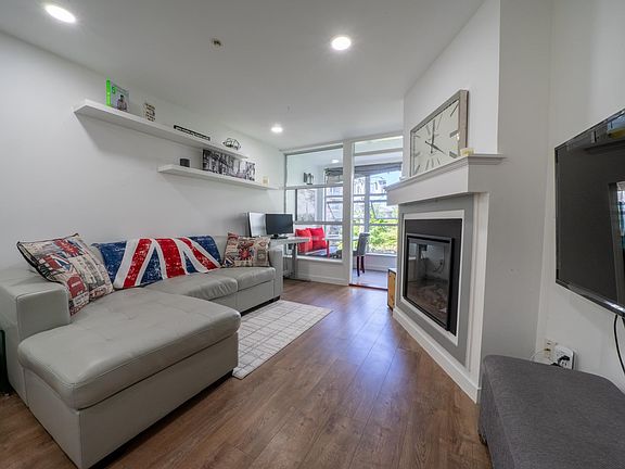 3rd image of 5025 Joyce St #207