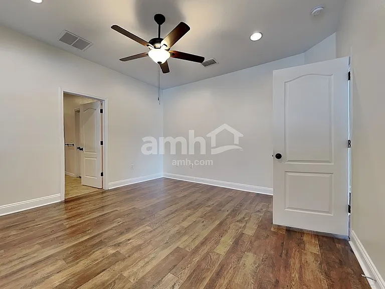 2727 Walden Woods Dr — Photo 10