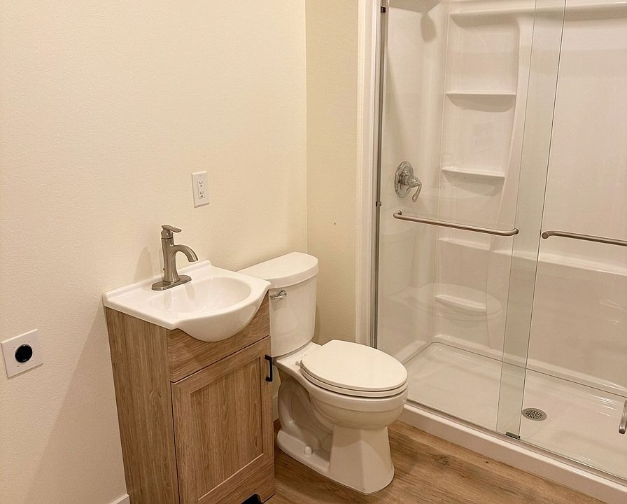 2nd image of 203 N Royal Pl #1