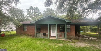 1st image of 1049 Plum St
