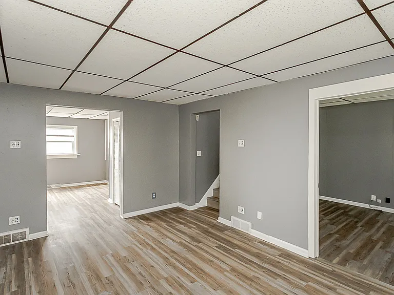 1149 South Ave — Photo 10