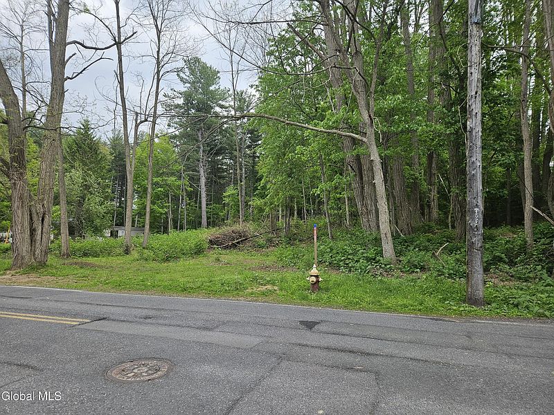4th image of 85 Willow Street