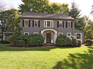 492 Ridgewood Rd, Maplewood, NJ 07040