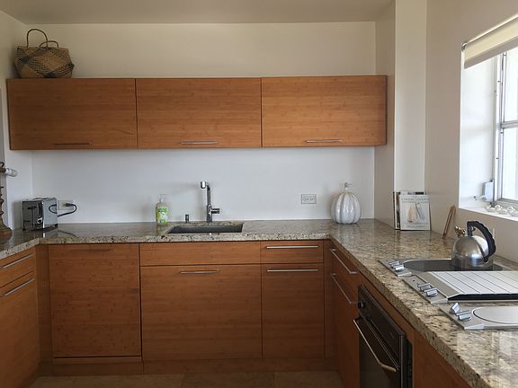 4th image of 2842 N Ocean Blvd #9
