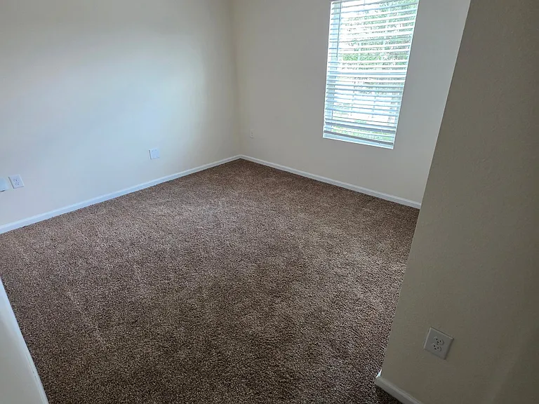 11272 Sheepshead Ln — Photo 6