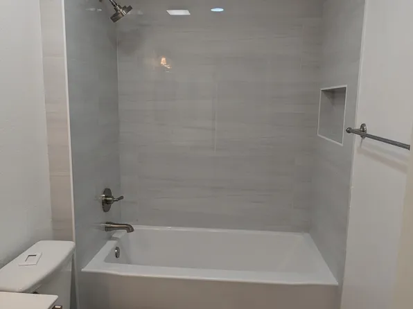 2134 Blackberry Cir, Oxnard, CA 93036