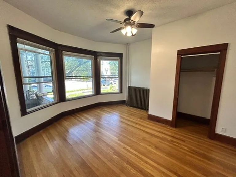 645 Grand Ave #1 — Photo 36
