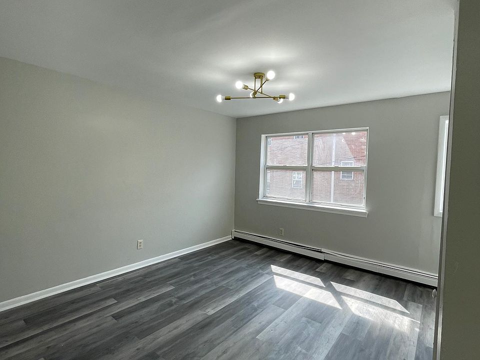 2nd image of 388 Stuyvesant Ave APT 7