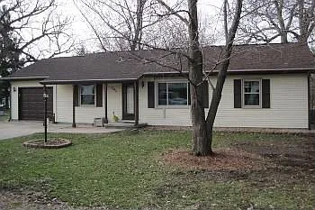 306 Willow Ln photo 1