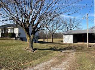 11777 Wine Hill Rd, Steeleville, IL 62288