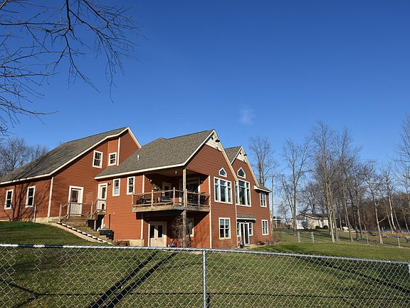 4th image of 8560 Macywood Ln