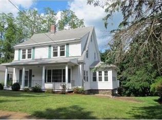 32 Wildrose Ave, Worcester, MA 01602