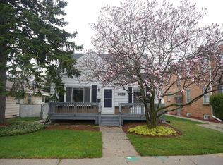 3139 N 92nd St, Milwaukee, WI 53222