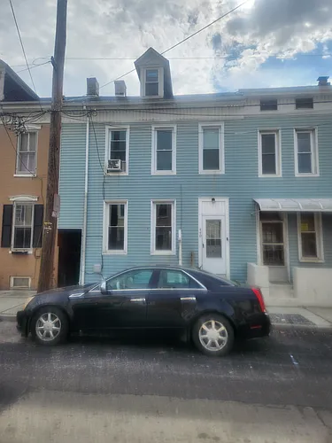 440 Walnut St Photo 1