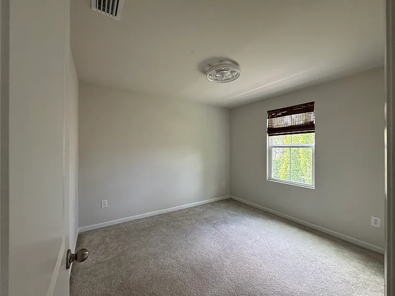 265 Thicket Dr — Photo 13