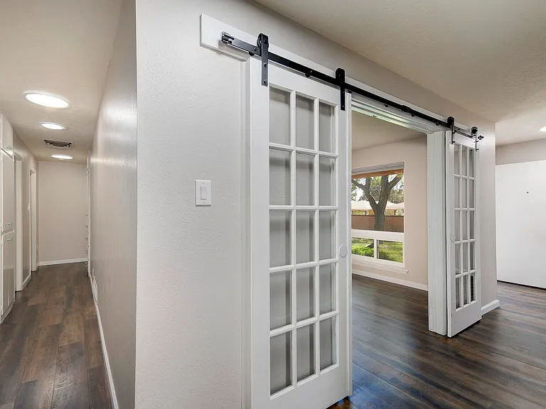 1316 Espejo St NE — Photo 9