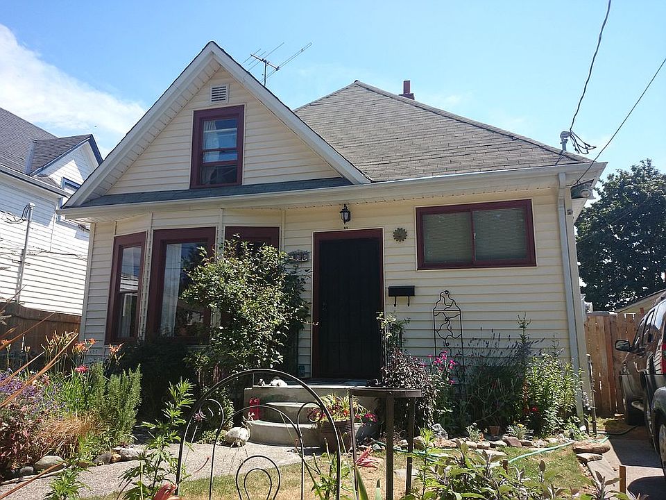 2nd image of 966 20th Ave