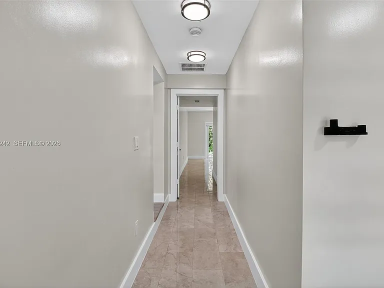 6090 SW 63rd Ave — Photo 34