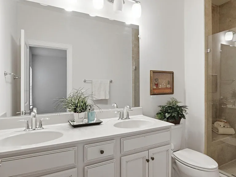13806 Litespeed Way — Photo 10