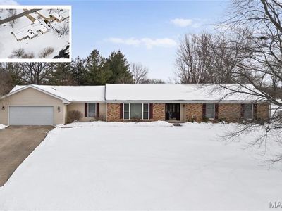 29 Santa Anita Dr, Maryville, IL, 62062