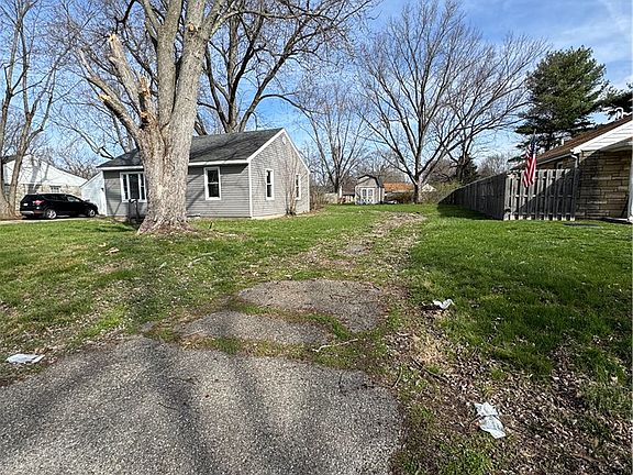 2nd image of 150 Dalton Ave