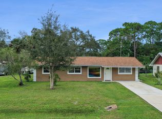 7502 James Rd, Fort Pierce, FL 34951