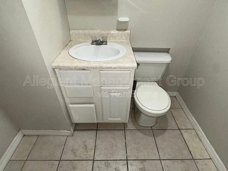 2429 Sapier Ct — Photo 26