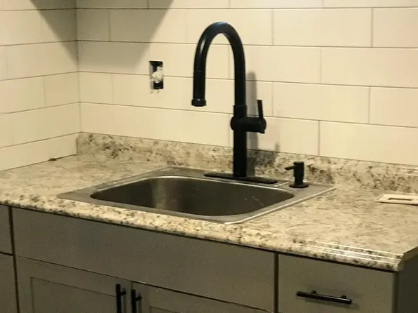 (undisclosed Address), Elizabethport, NJ 07206