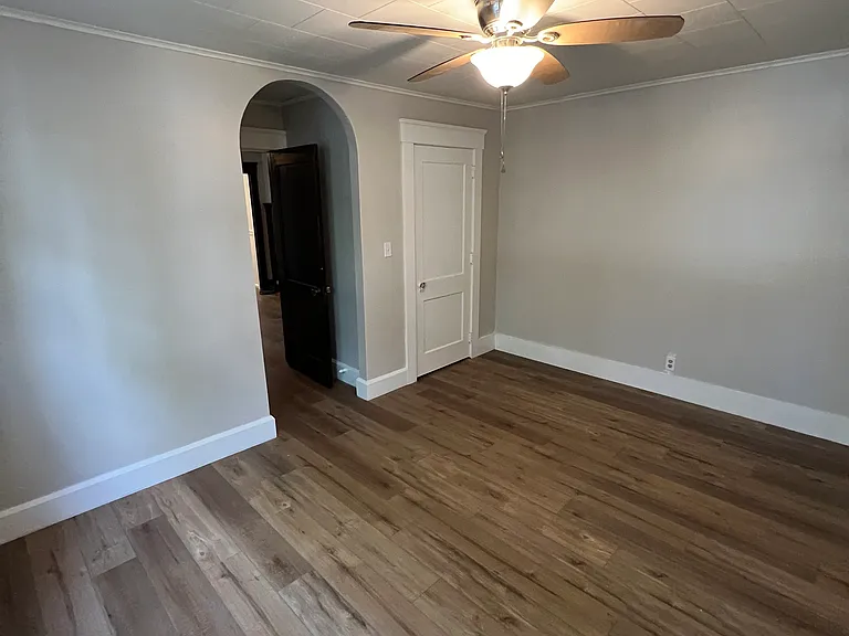 79 Dresser St #1 — Photo 1