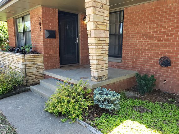 Covered entryway