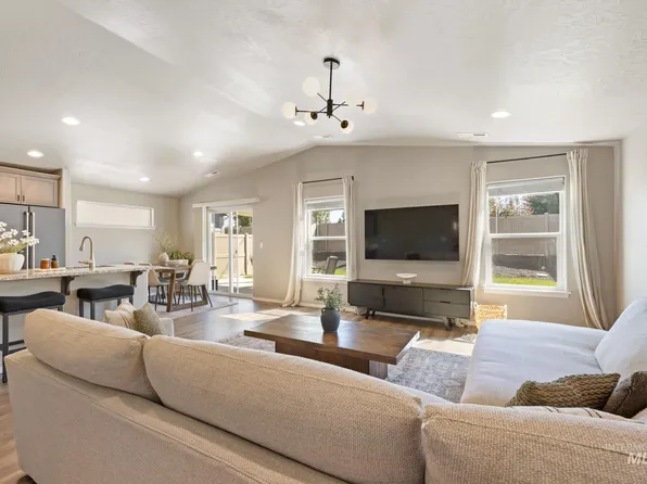 1339 W Santiago St, Meridian, ID 83646