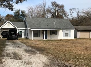 3100 Elm Ave, Groves, TX 77619