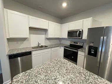 1202 Mason Dale — Photo 2